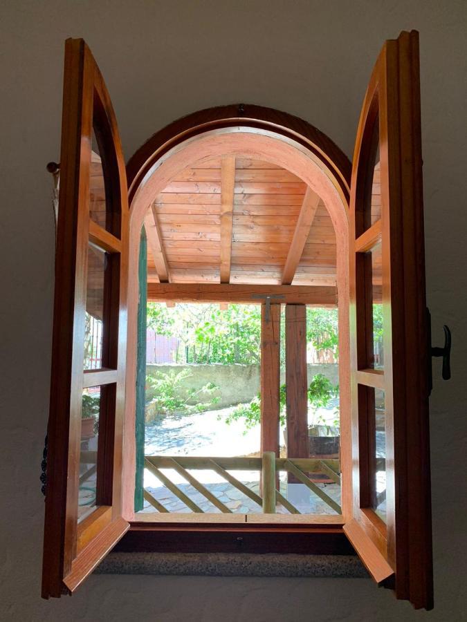 Villa Le Ginestre Ла-Калетта Экстерьер фото