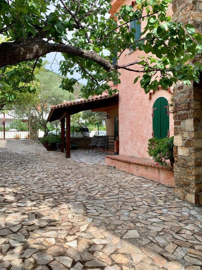 Villa Le Ginestre Ла-Калетта Экстерьер фото