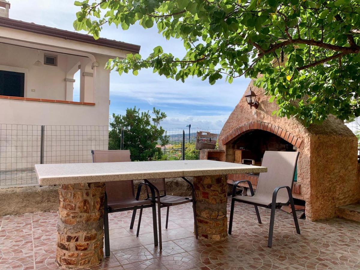 Villa Le Ginestre Ла-Калетта Экстерьер фото